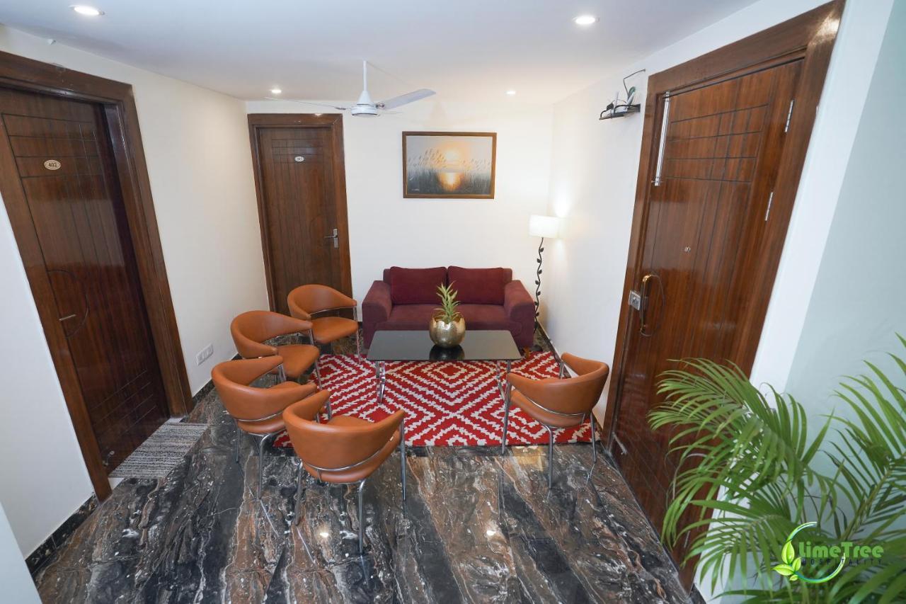 Lime Tree Hotel Near 32Nd Avenue Sector 29 古尔冈 外观 照片