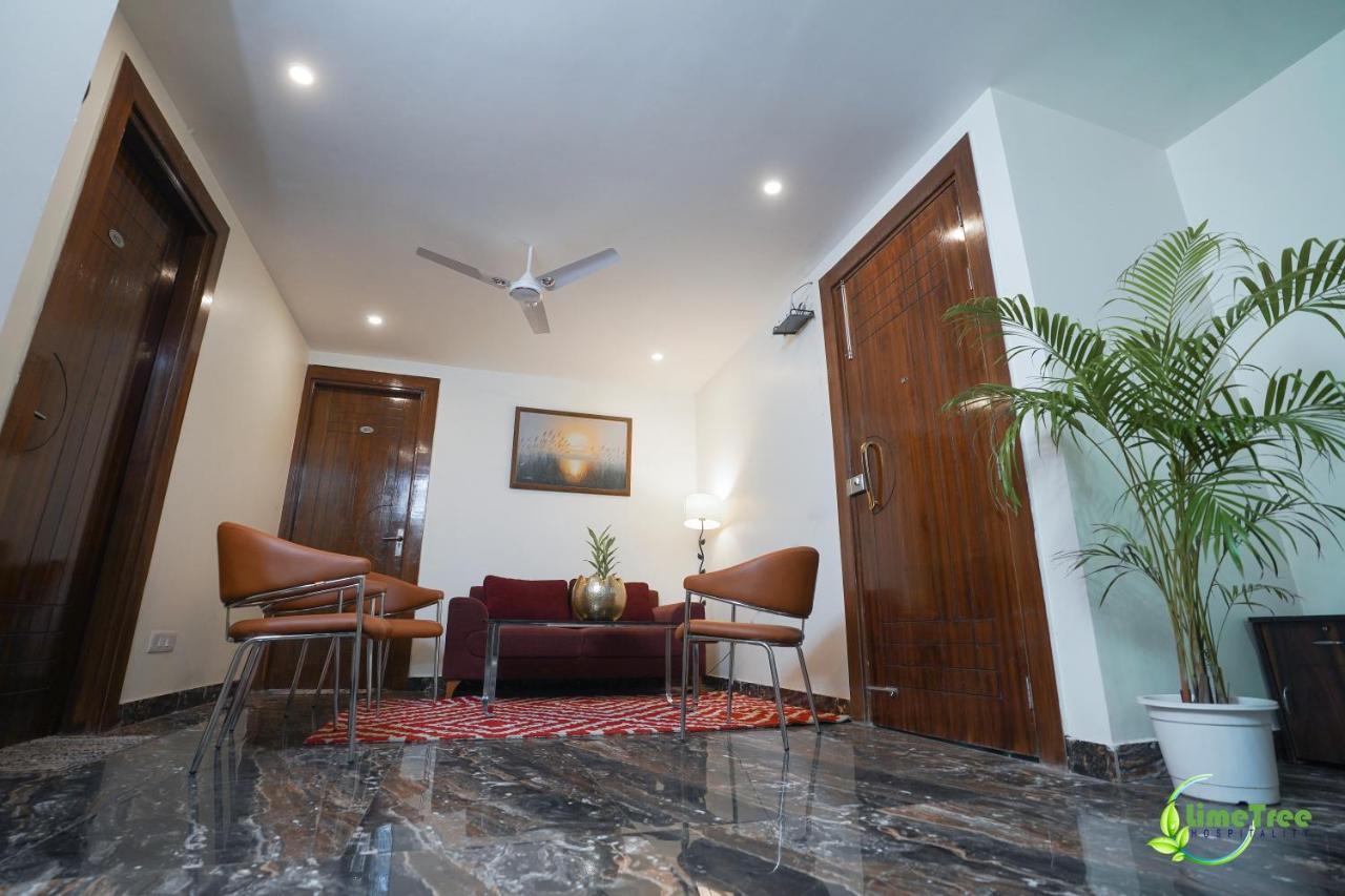 Lime Tree Hotel Near 32Nd Avenue Sector 29 古尔冈 外观 照片