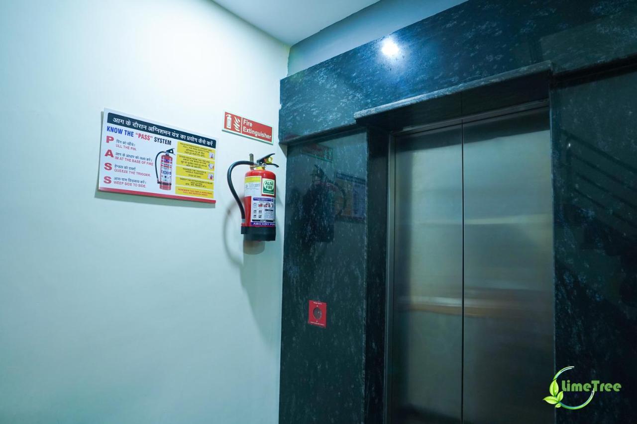 Lime Tree Hotel Near 32Nd Avenue Sector 29 古尔冈 外观 照片